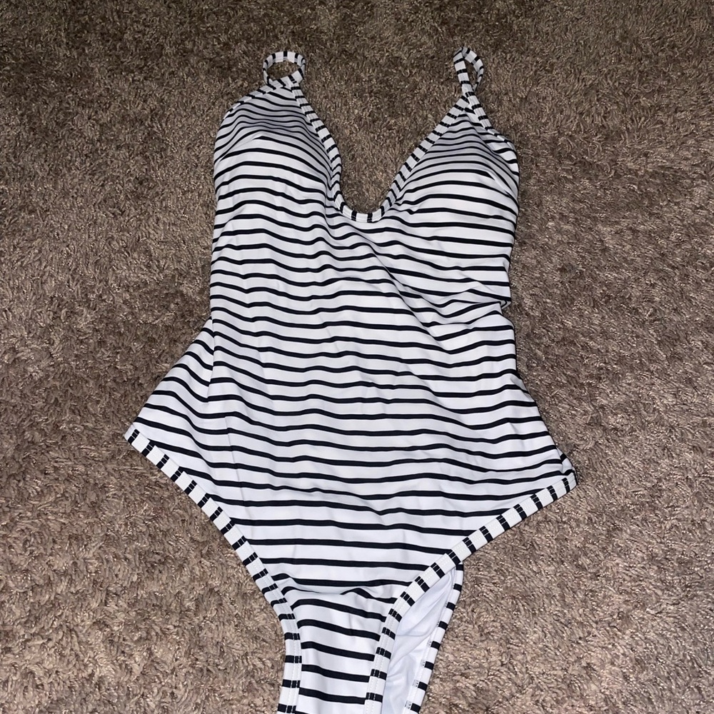 Cupshe Striped One Piece